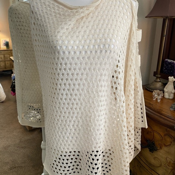Chicos Elegant White Knit Sweater - Picture 3 of 11